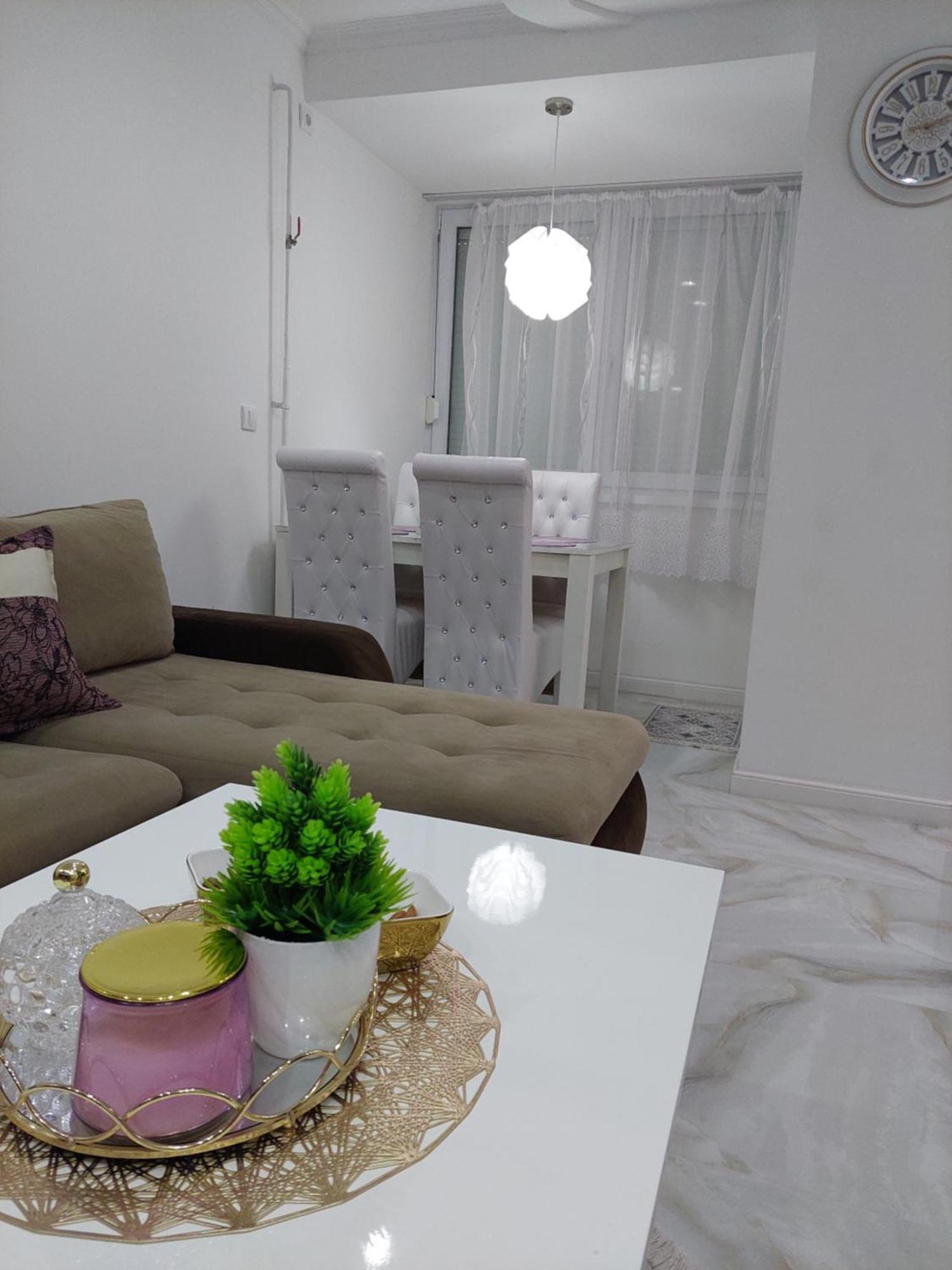 Apartman Star Lux Kula Exterior foto